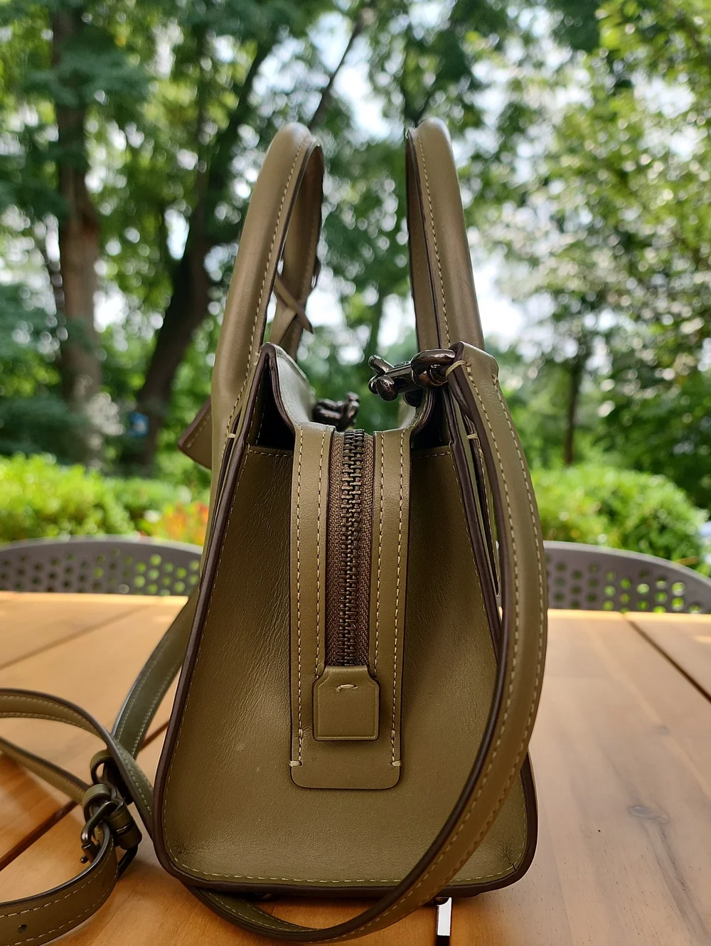 Coach Andrea Carryall Bag Leather Military Green Satchel Crossbody CP081